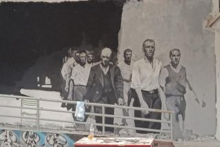 Το πρόσφατο ιστορικό της ανάκτησης ενός «μνημείου»